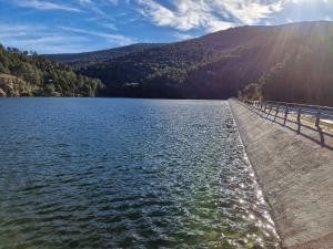 La CHD programa las pruebas de apertura y  cierre de los desagües de fondo de El Tejo  para el próximo lunes
